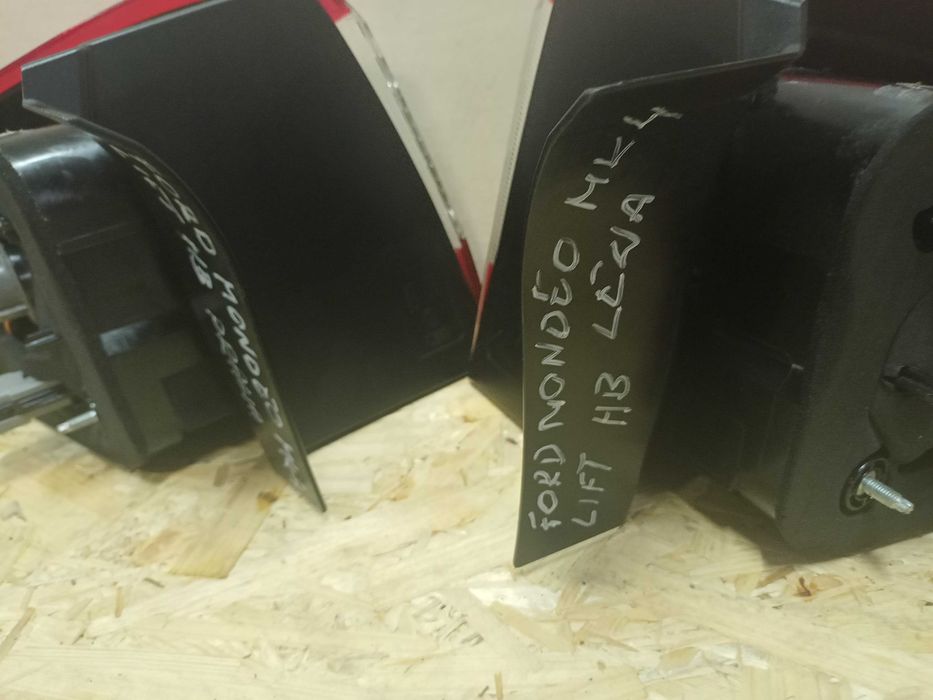 Ford Mondeo MK4 FL lift lampa prawa lewa hatchback tył tylna oryginał