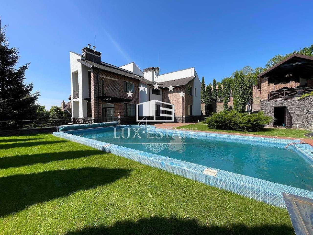 Lux-Estate пропонує в оренду елітний будинок у КМ Зелений Гай