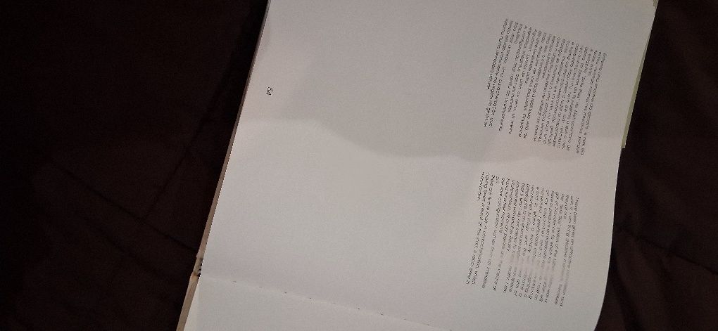 Livro resende sinais no tempo e no espaço
