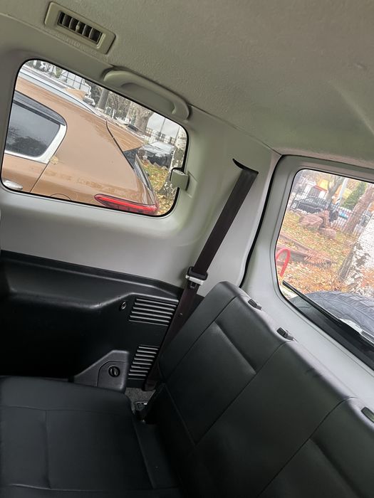 Міцубісі Паджеро,надійний джип,все працює.