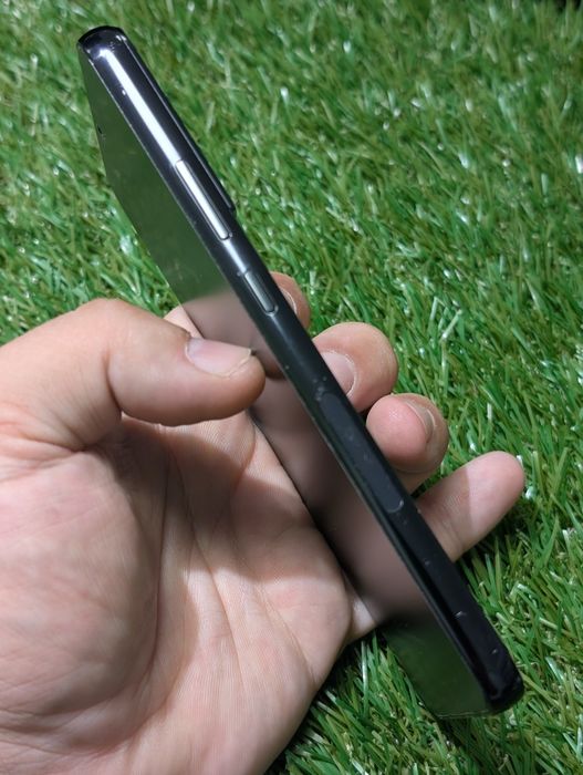 Уцінка Samsung galaxy S22 Plus (18693) 128GB Phantom ВІack Neverlock