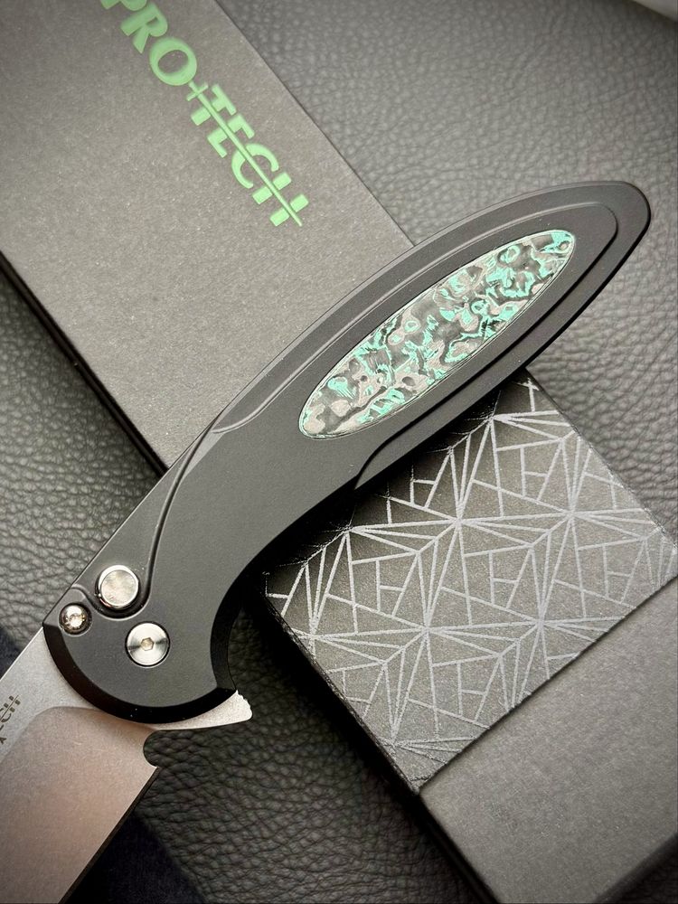 Нож Pro-Tech Cambrian 2 Techno Teal Carbon Fiber MagnaCut Limited