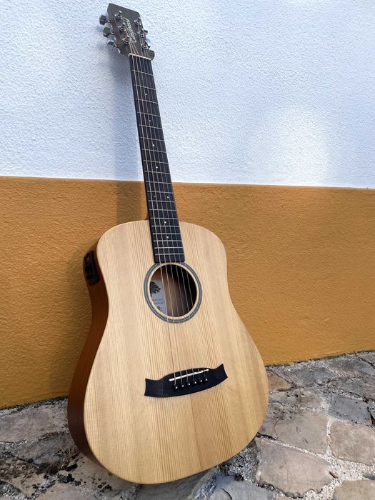 Guitarra Tanglewood Eletroacústica + Amplificador Fender