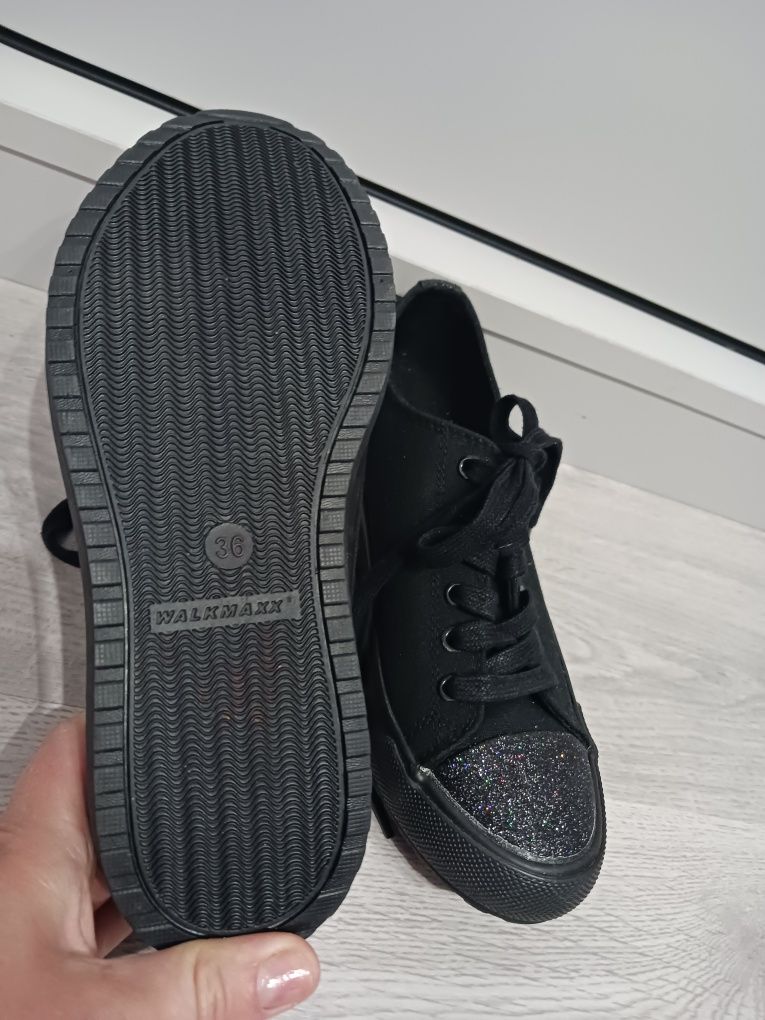 Czarne trampki Walkmaxx glitter rozm. 36