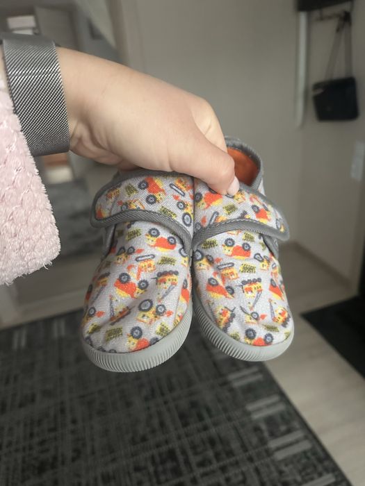 Капці тапочки тапки взуття в садок 25