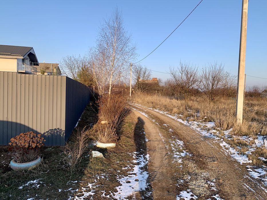 Велика земельна ділянка у місті Рибці вул. Перепелина 7 а власник