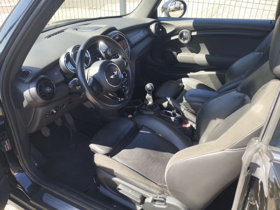 Mini One cabrio 1.2 turbo
