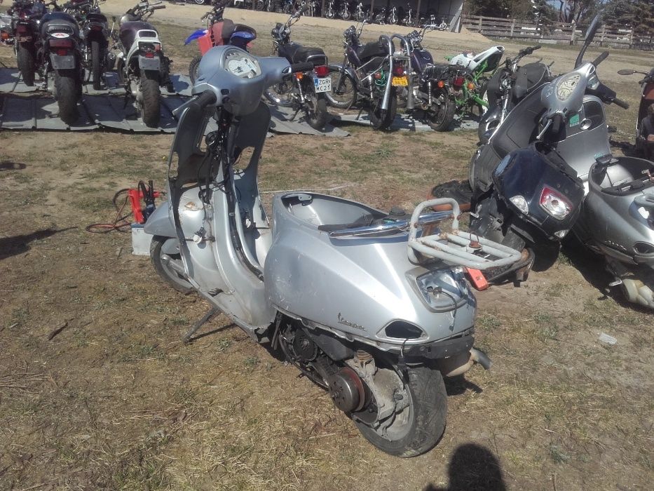 Piaggio vespa lx50 lx 50 silnik koło felga lampa amortyzator części