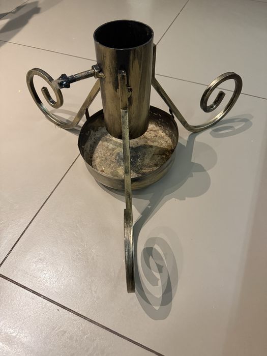 Stojak na choinkę żeliwny