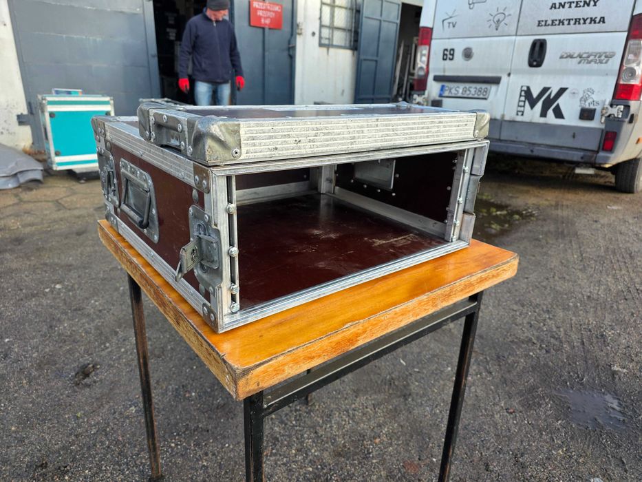 RACK 4U 2x szyna (41cm / 46cm)  case FAKTURA