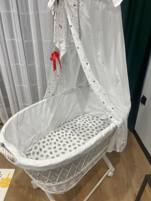 Kosz Mojżesza - Wiklinowy, Łóżeczko