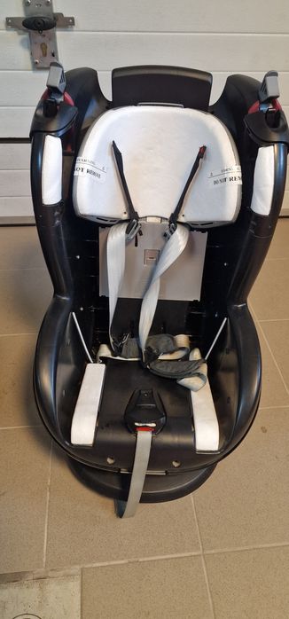 Fotelik Maxi-Cosi Tobi 9–18 kg dwa foteliki