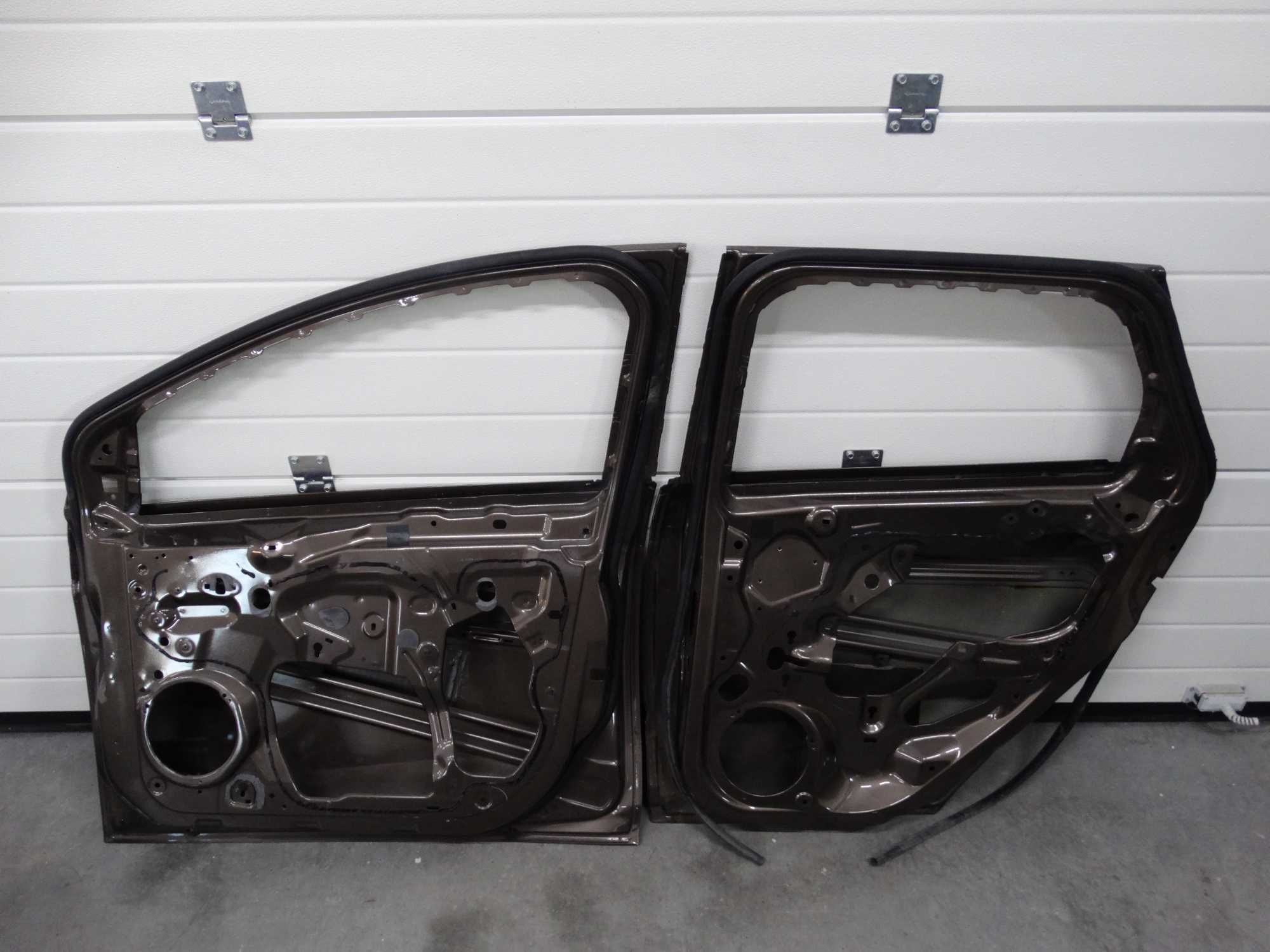 Drzwi prawy przód tył Ford Focus MK3 Kombi