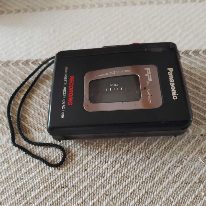 Recorder Panasonic RQ-L309 z 1999 roku, odtwarza, nagrywa