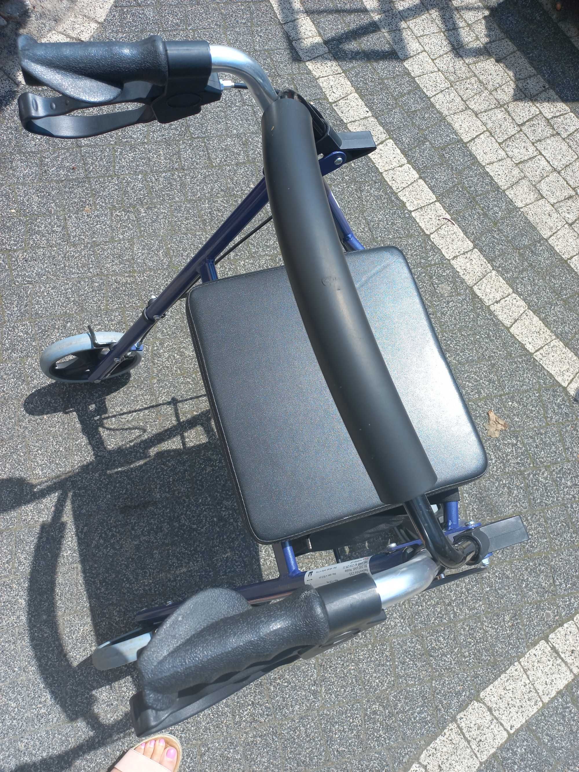 rollator chodzik podpórka z oparciem i torbą aluminiowa lekka