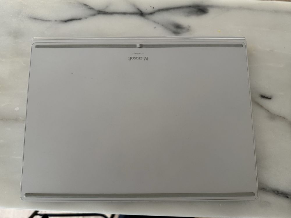 Microsoft Surface Book 2