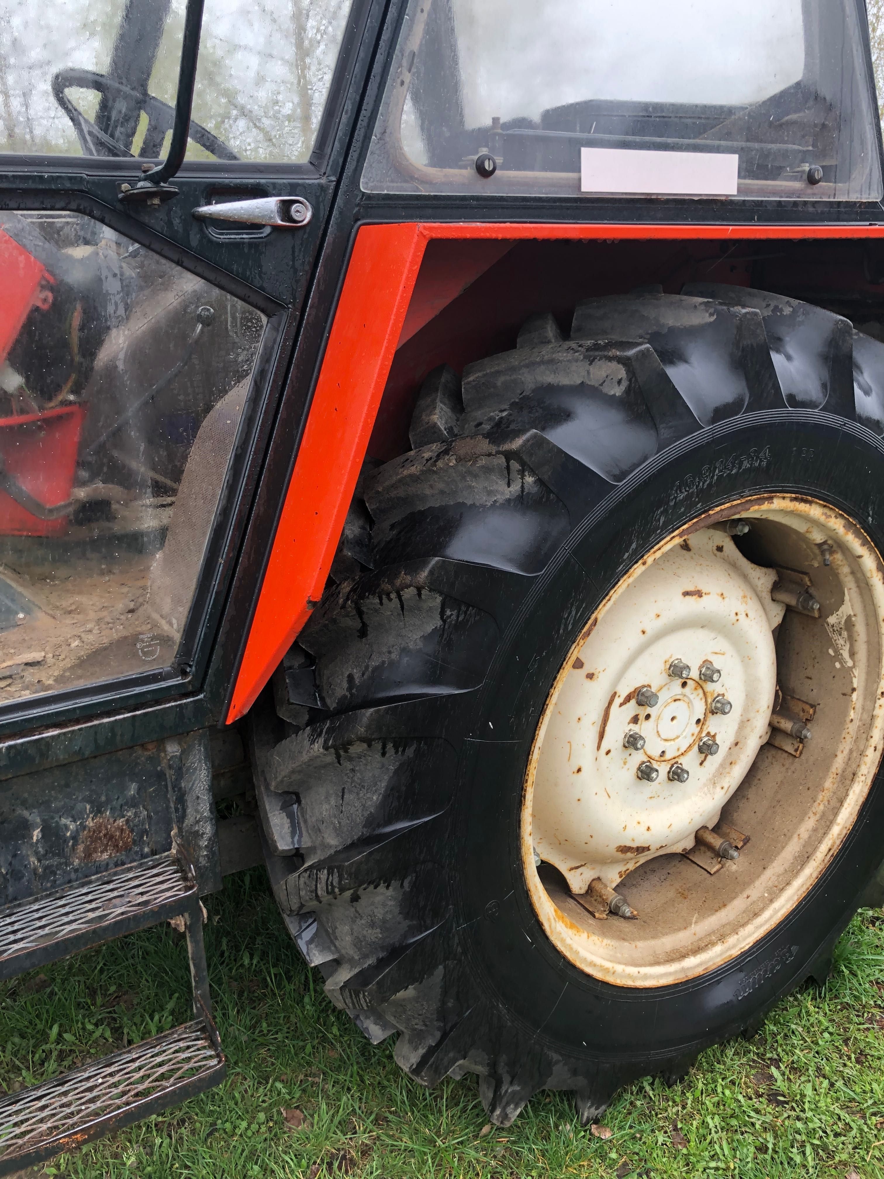 Zetor 7745 E  tur (ładowacz)