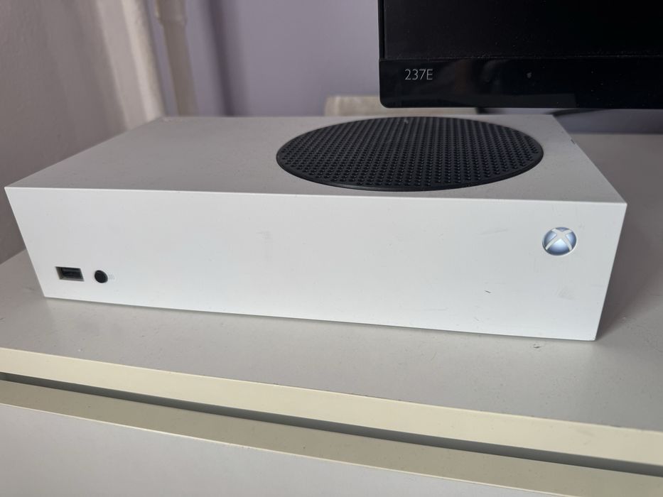 sprzedam xbox series s