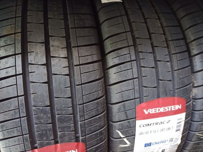 205/65R16C Vredestein Comtrac 2 + Gratis LATO T5  Trafic Vivaro Vito