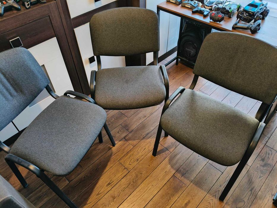 Fotele biurowe bez kółek