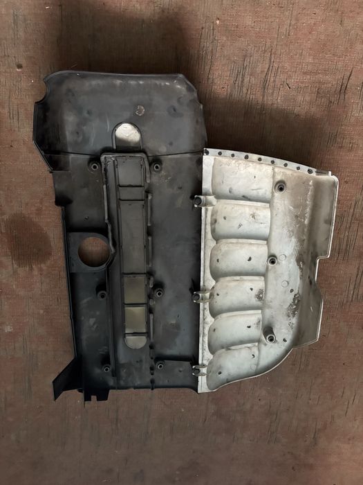 Кришка двигуна мерседес ом613 3.2дизель