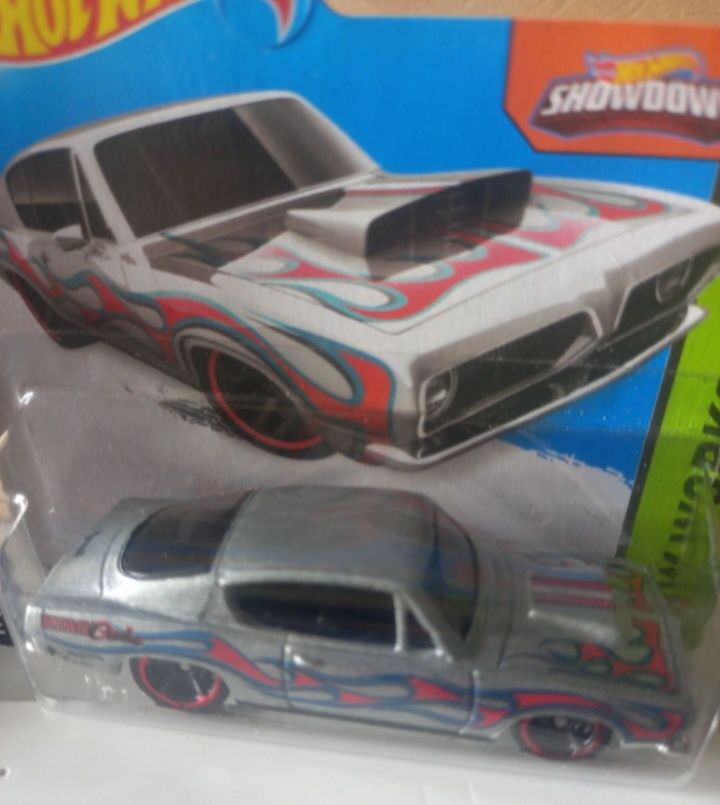 Conjunto 2 - barracuda  hot wheels