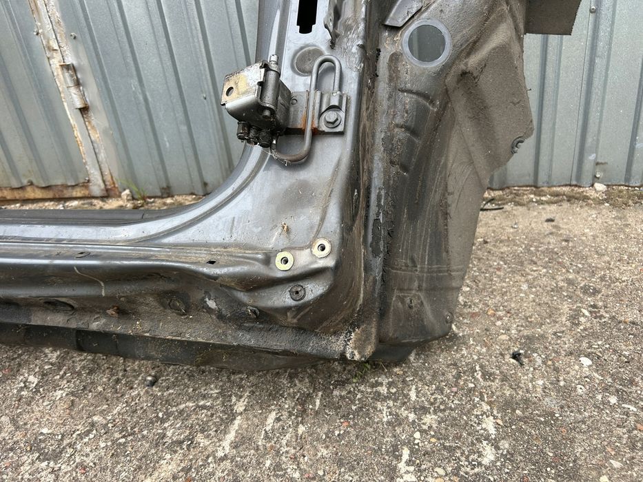 Słupek próg Prawy przód Audi A4 B6 Sedan Kombi