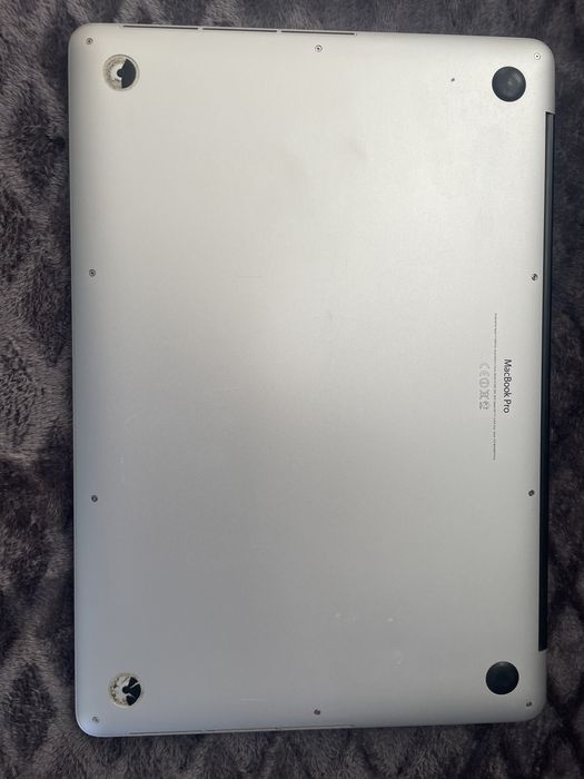 MacBook Pro retina 15' i7 8GB Intel Iris Pro 2013