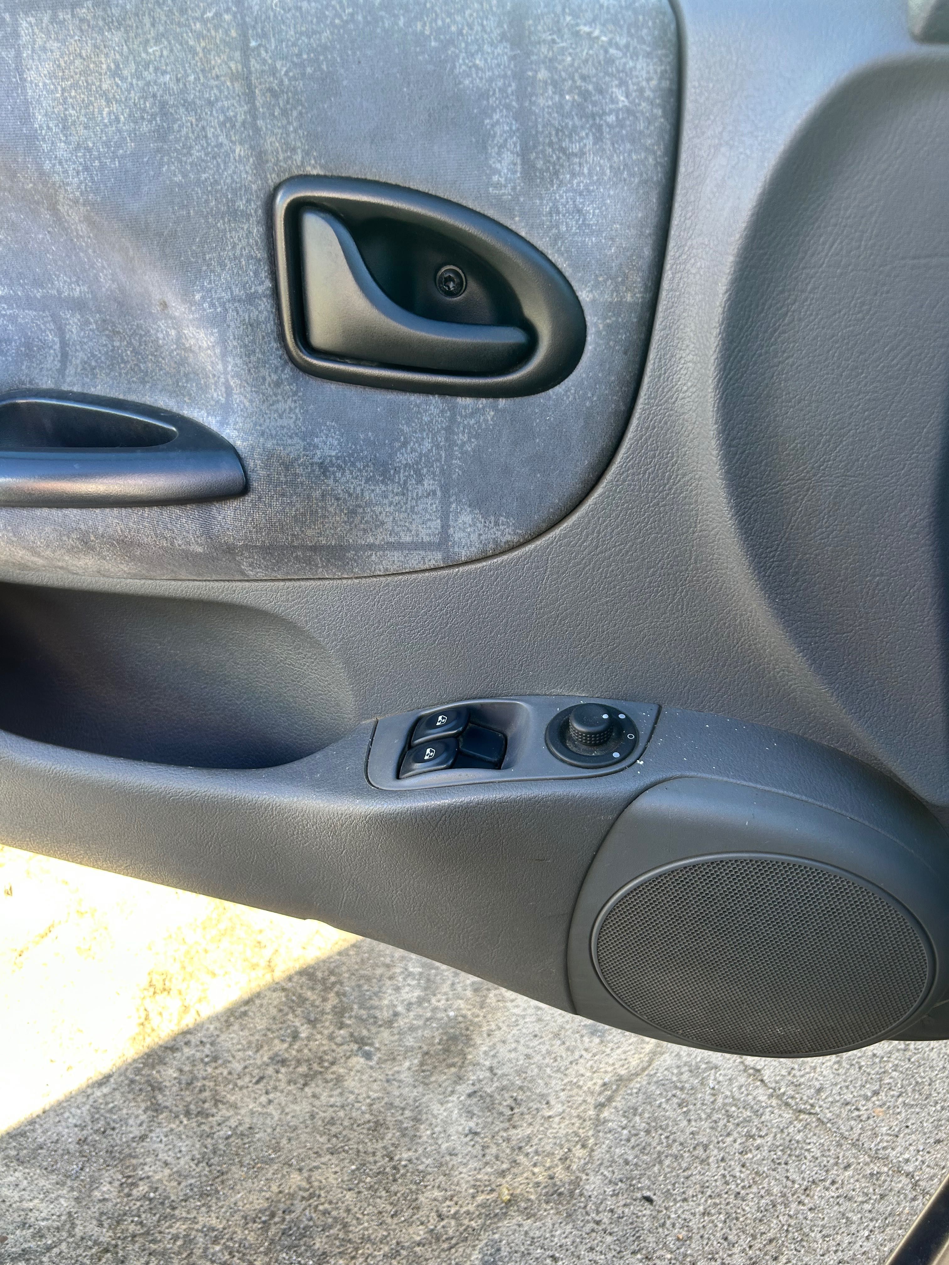 Vendo Carro RENAULT