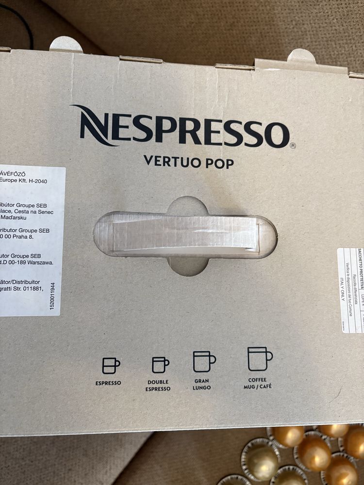 Máquina de café Nespresso Vertuo Pop