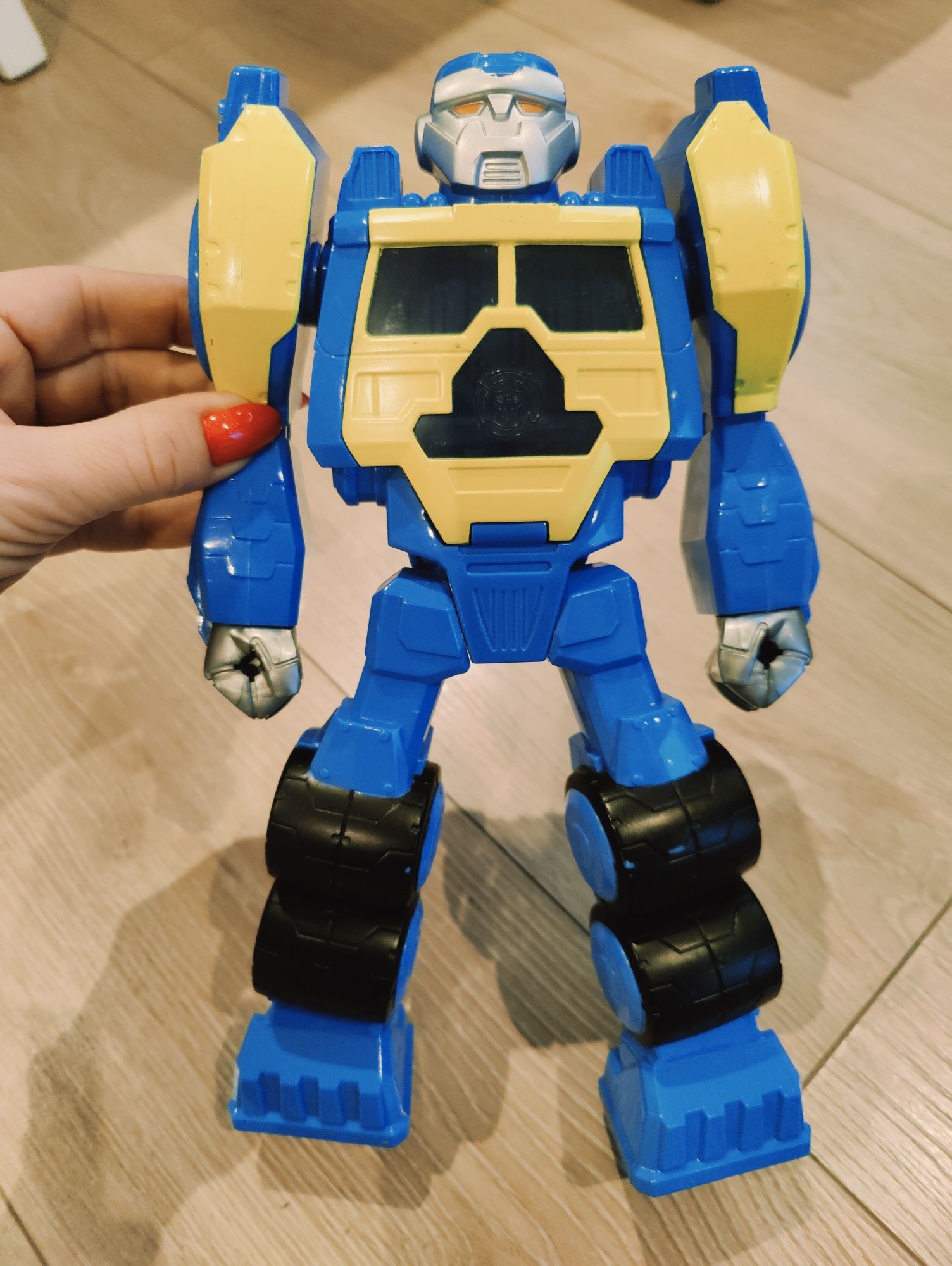 Hasbro Transformers Rescue Bots Salvage A8303 B0918