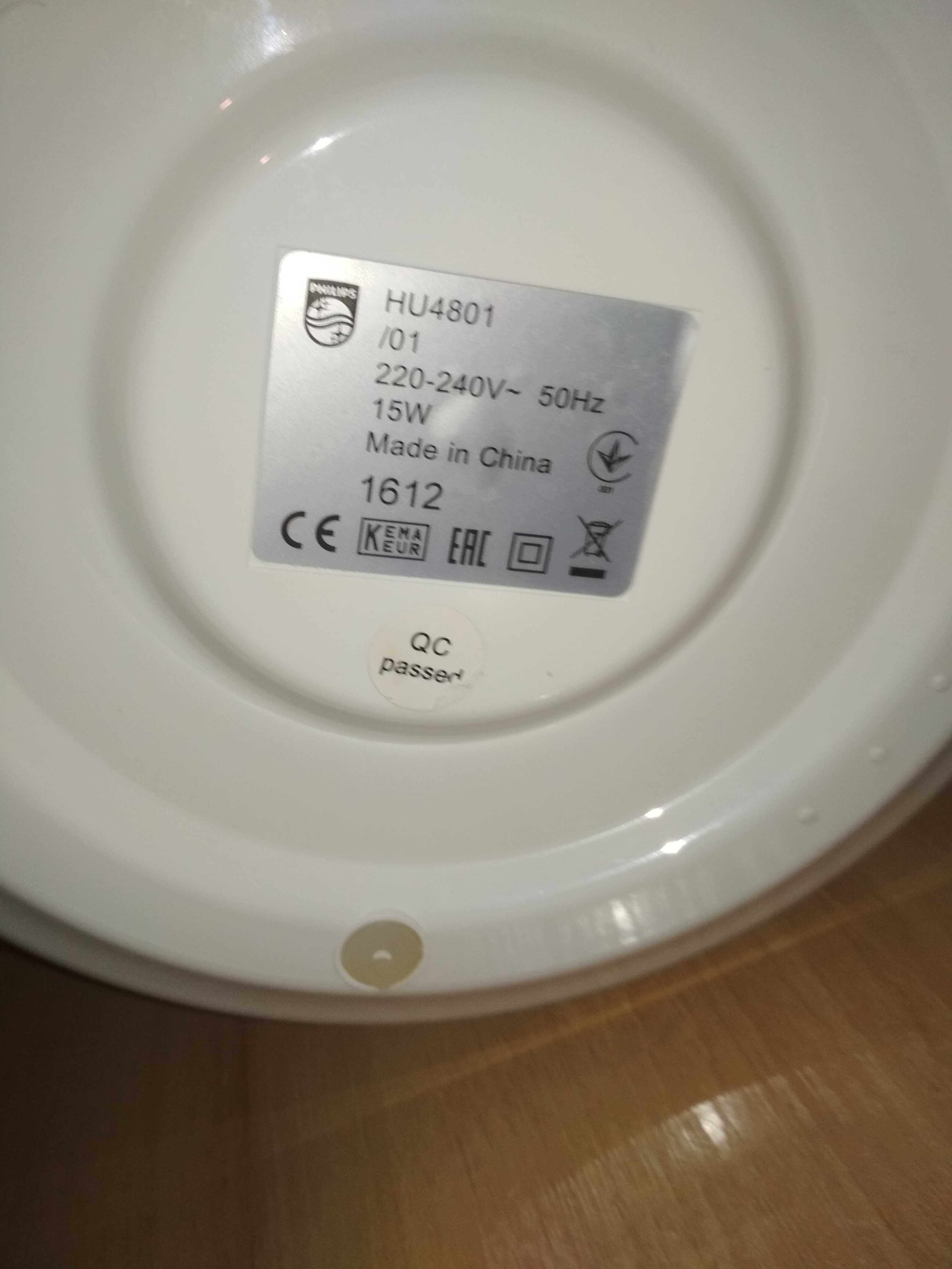 Зволожувач повітря Philips HU4801