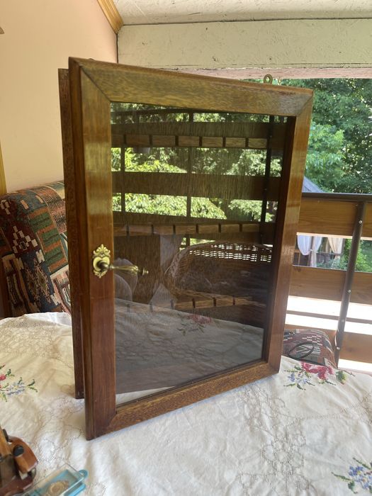 Вітрина шафа для колекцій