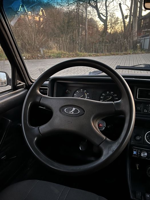 ВАЗ 2104 2004р ЕКСПОРТНИЙ ВАРІАНТ 1,5 5ти ступка