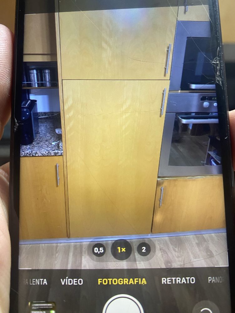 Iphone 11 pro green