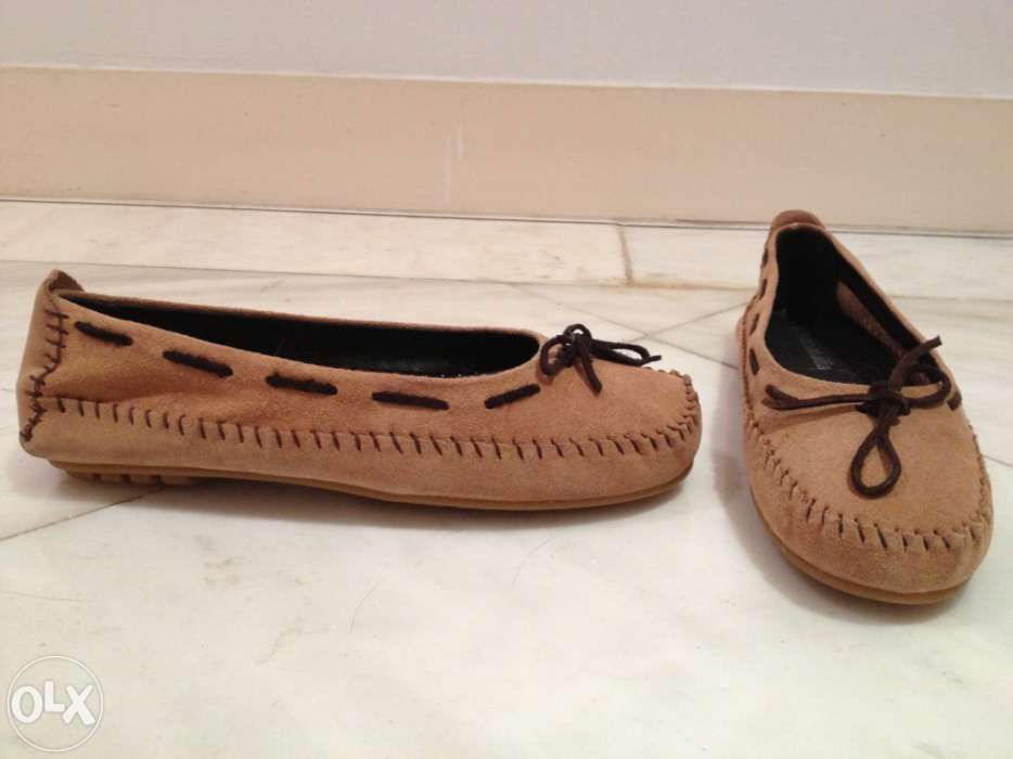 Sapatos NOVOS bege - Marca Sapatália, Tamanho 36