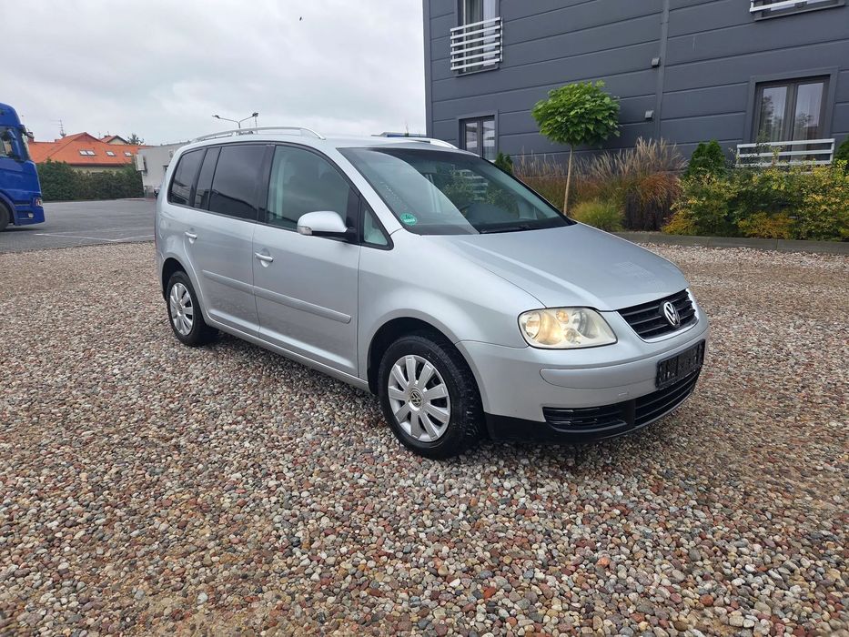 Volkswagen Touran 1.6 benzyna.Automat.Z niemiec