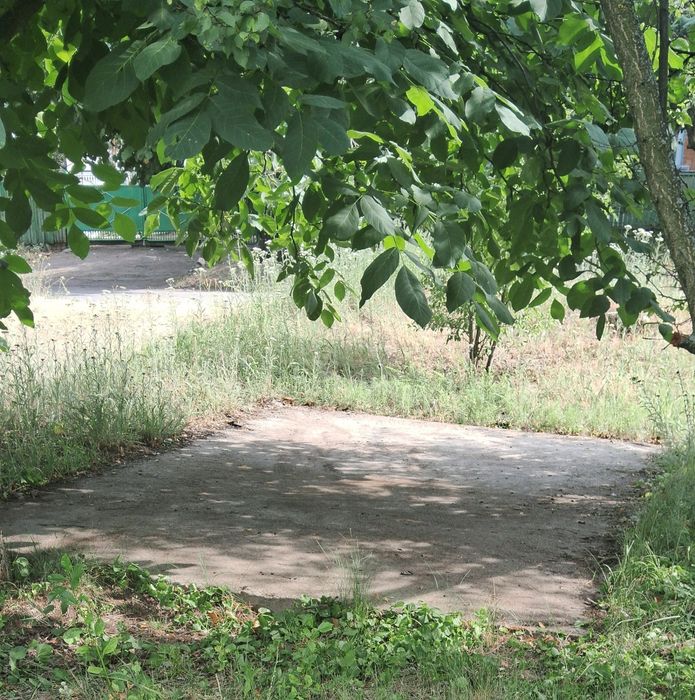 Залізобетонна плита: 4500х3000х120мм. В наявності 1 шт, самовивіз.