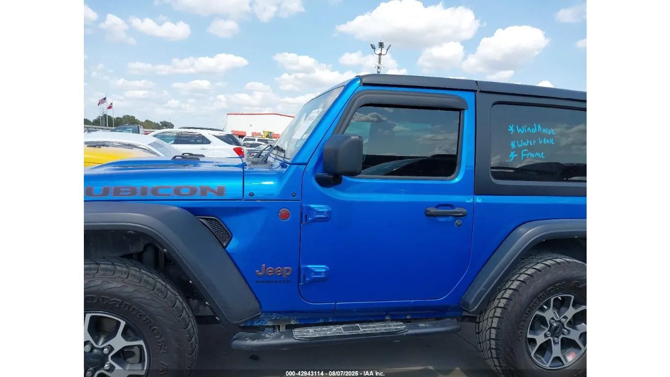Jeep Wrangler RUBICON 2019 / NISKA AKCYZA / Mała szkoda tyłu pojazdu