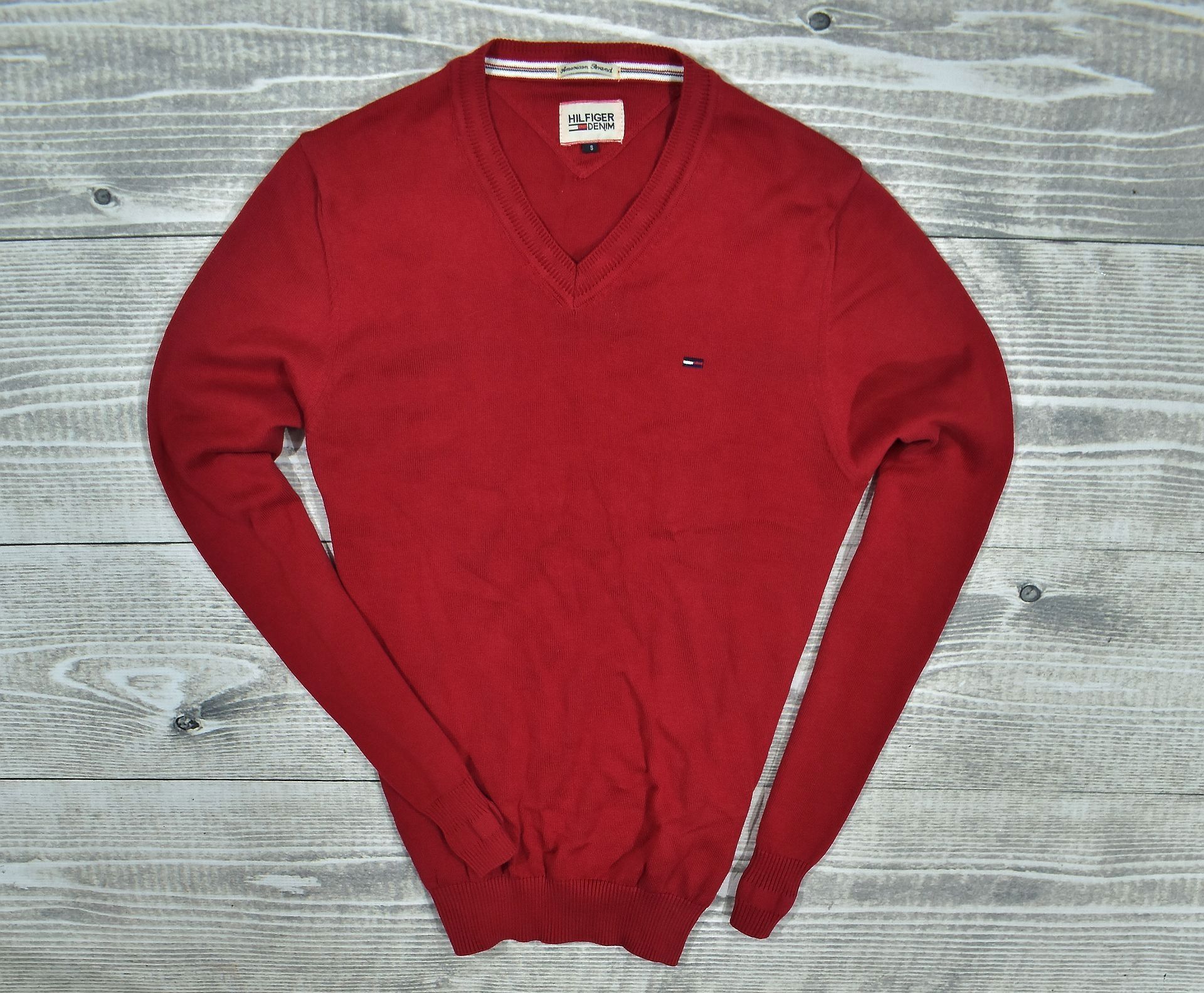 TOMMY HILFIGER Czerwony Sweter Męski Vneck / S