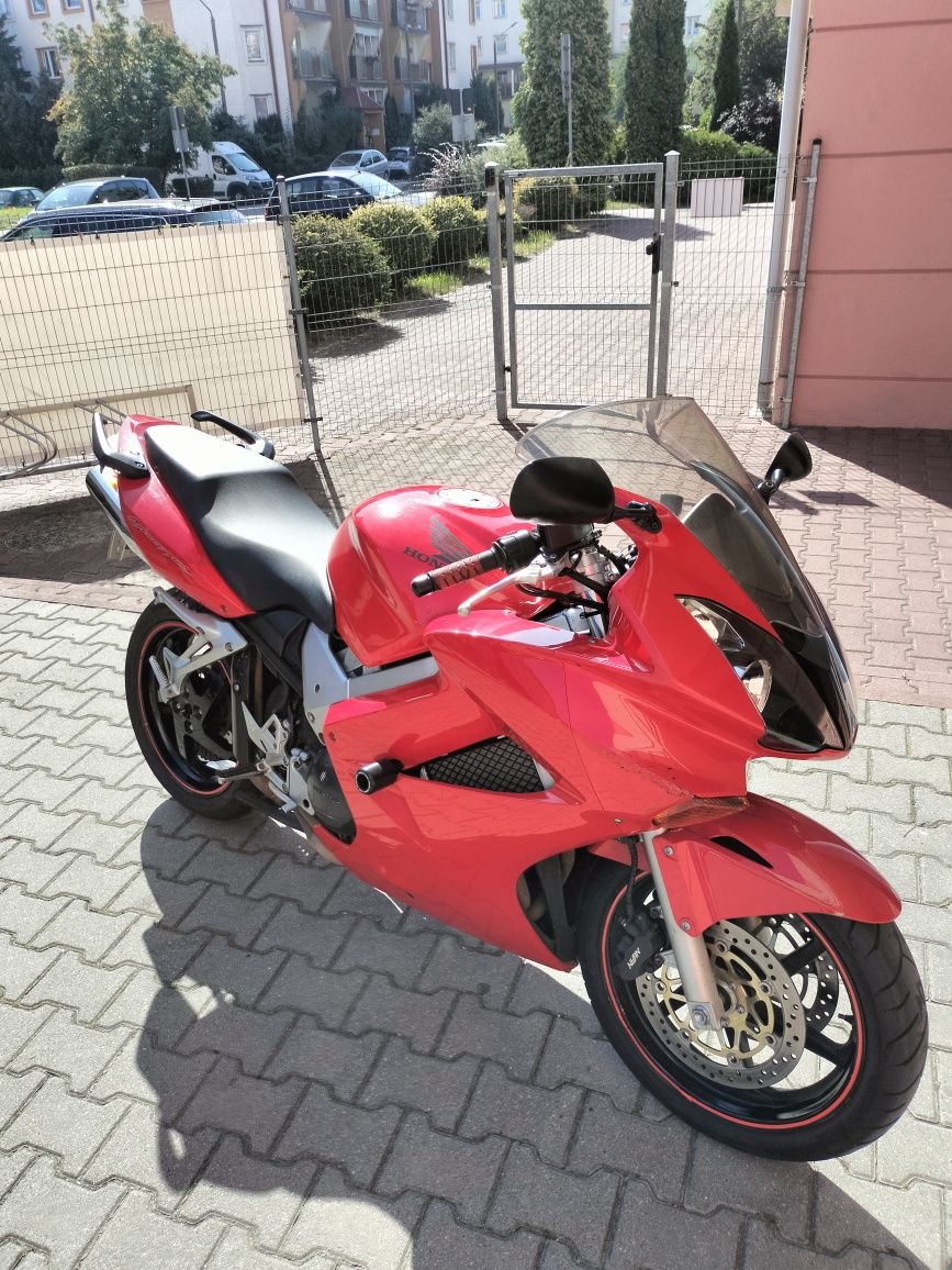 Honda VFR 800 VTEC