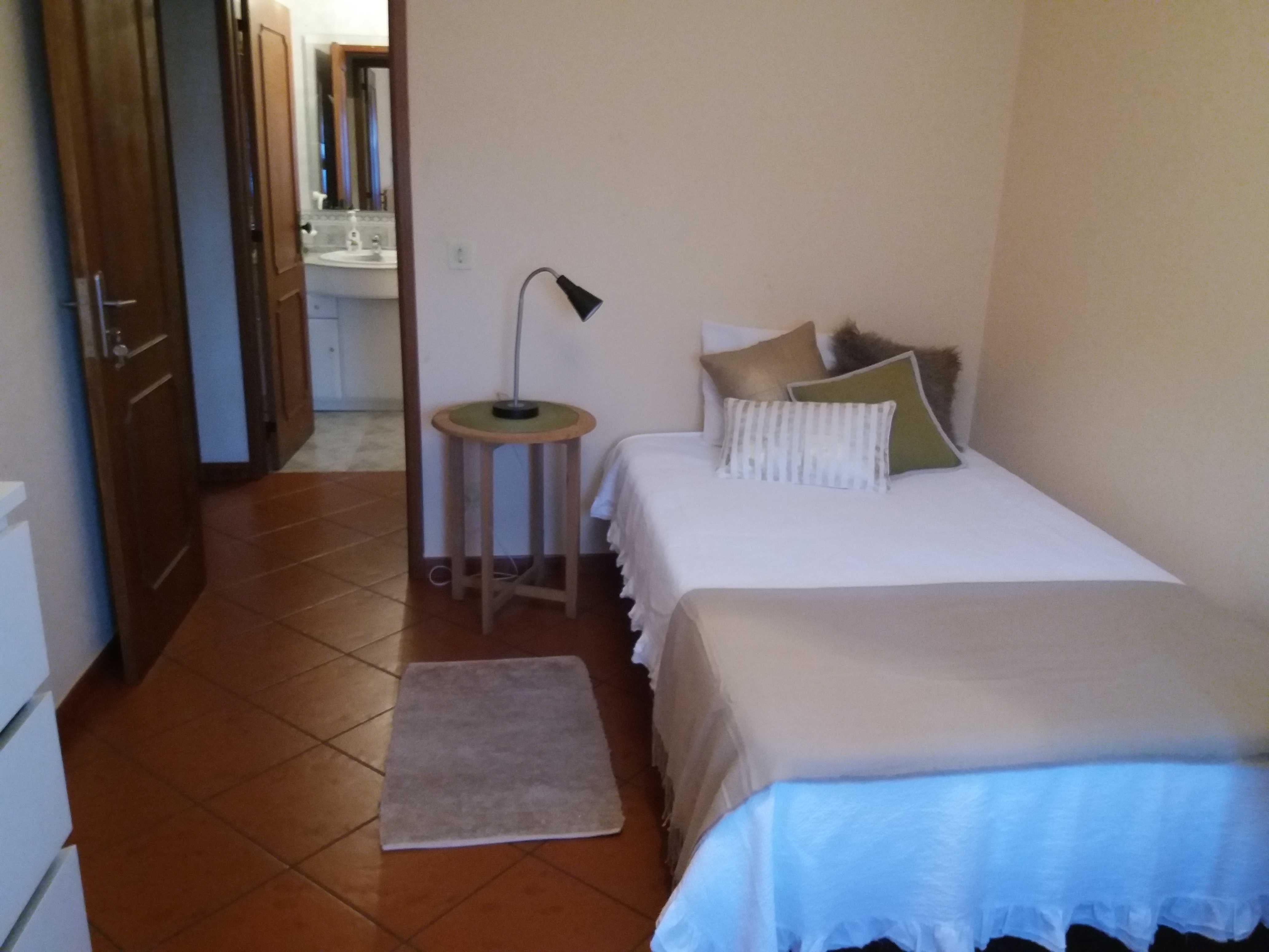 Quarto junto à Universidade de Aveiro - ambiente tranquilo e acolhedor