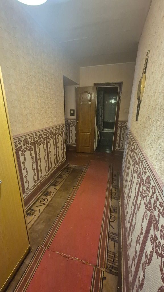 Продам 3-х кімнатну квартиру,р-н Залізничного Вокзалу