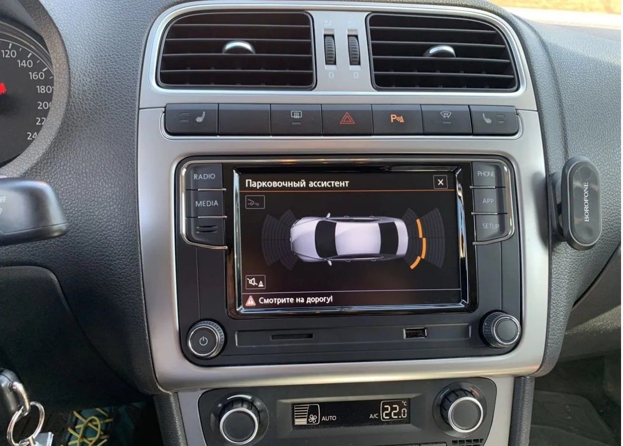 Русіфікована Noname RCD 330 G+ 6RD 035 187B AndroidAuto / CARPLAY