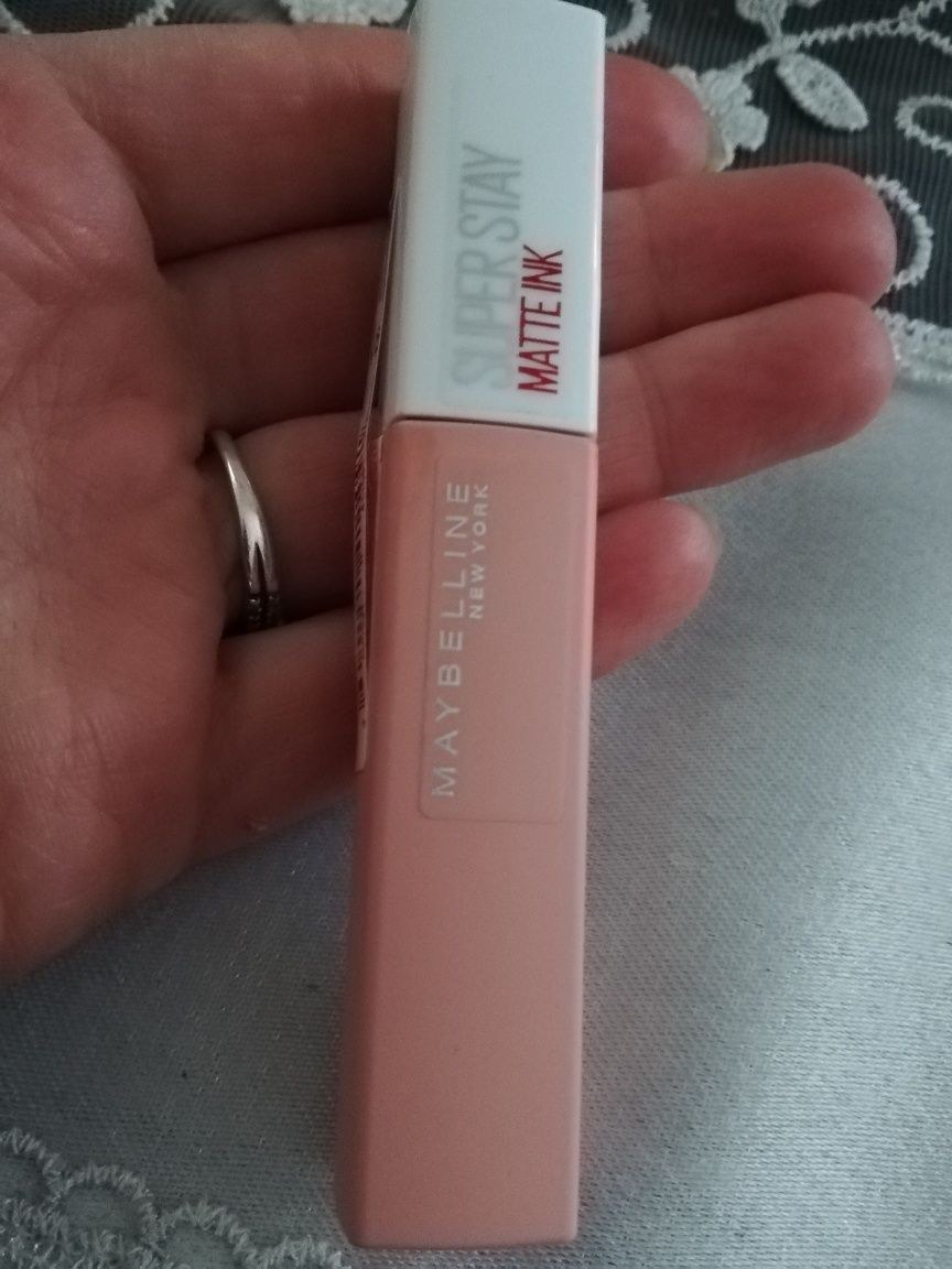 Szminka maybelline matte ink nr 05