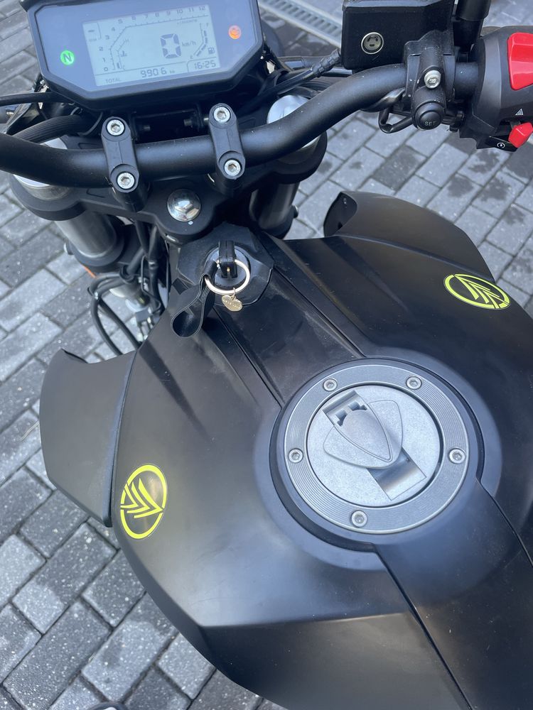 Mota 125 como nova
