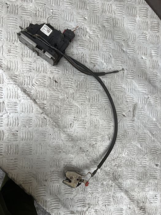 Замок двери, задней левой, Fiat Fiorino/Citroen Nemo