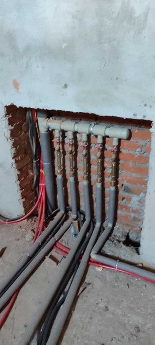 Квартира 2-кім  60 м2. Можна заходити на ремонт