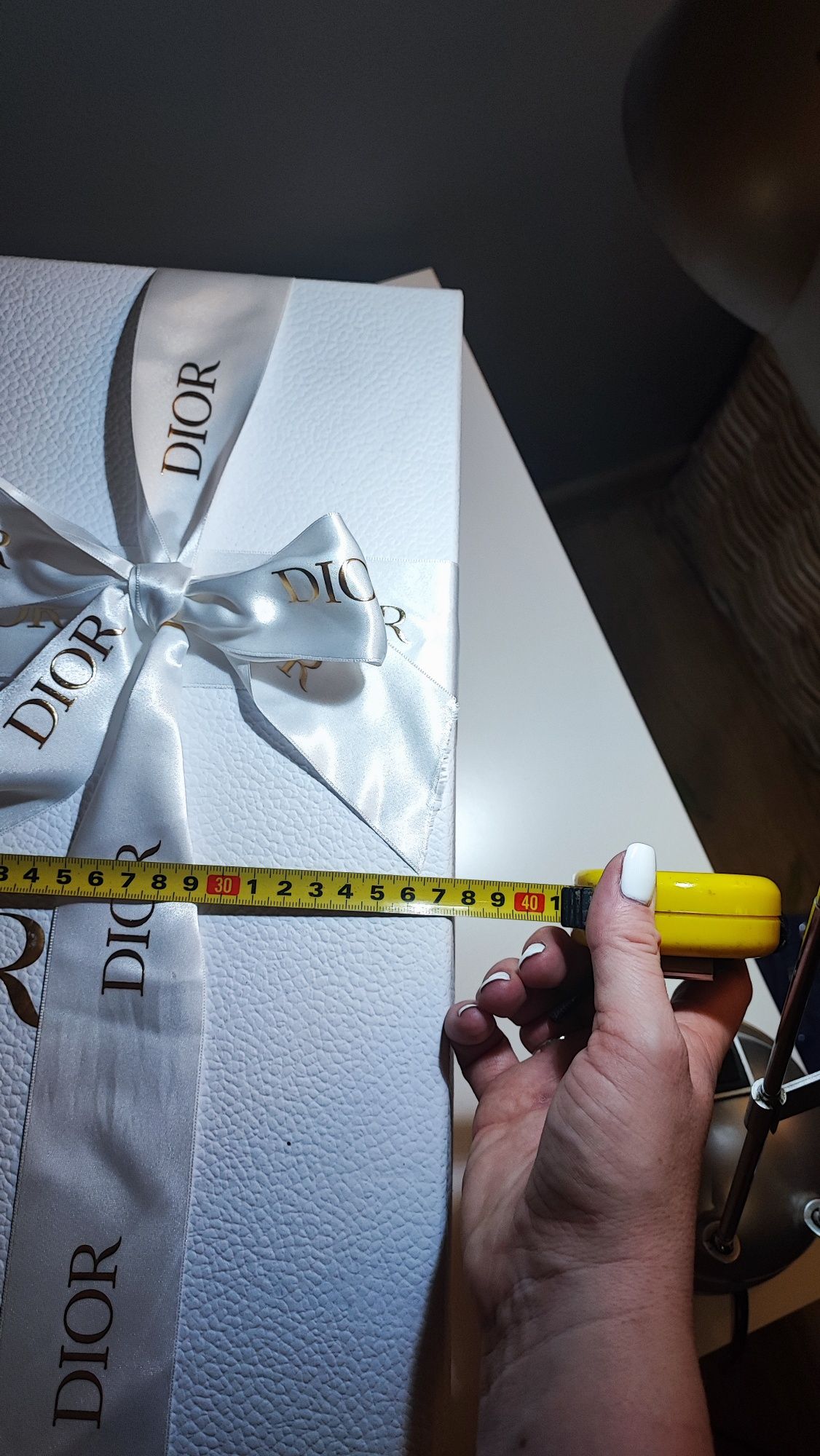 Pudełko prezent karton Dior duży biały ze wstążką