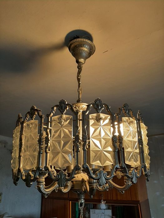 Люстра кришталева